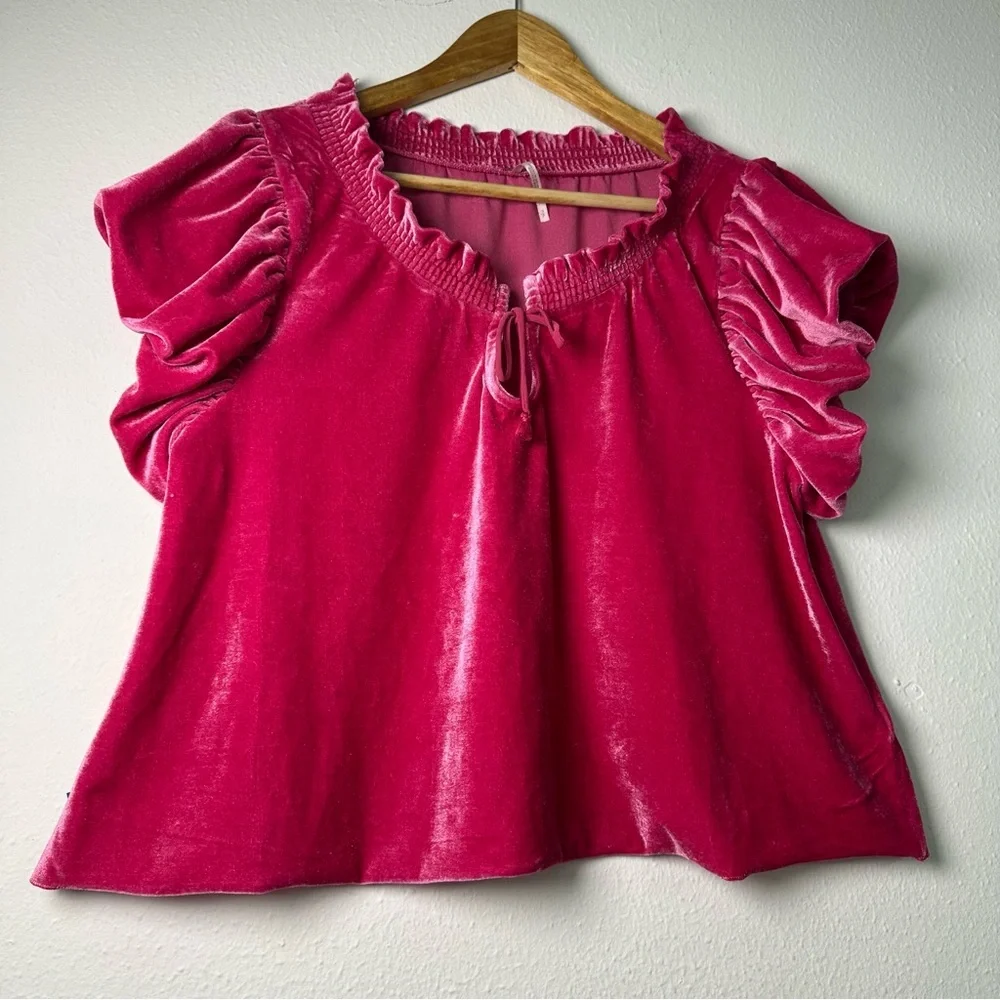 Free People Fuchsia Crop Top Terese Velvet Shorts Puff Sleeve Keyhole Tie Neck - Picture 2 of 16